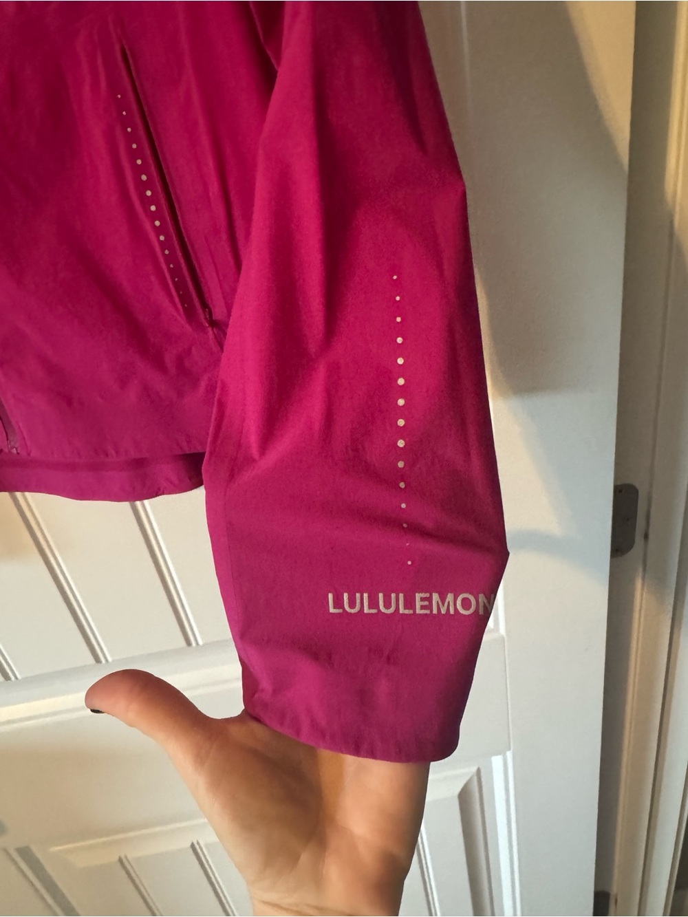 Lululemon Fast and Free Windbreaker In Ripened Raspberry Size 8 - Picture 5 of 7